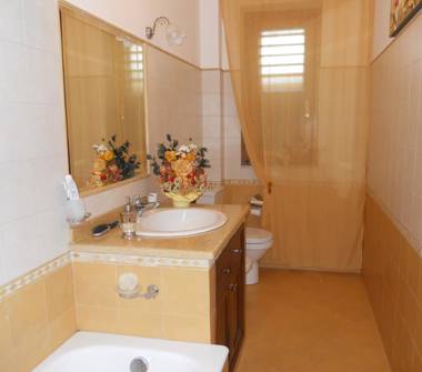 Trilocale in vendita a Aci Catena (Catania)