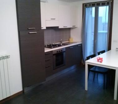 Bilocale in vendita a Milano, Zona Certosa, Viale Carlo Espinasse 100