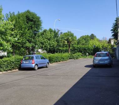 Box/Garage/Posto auto in vendita a Magenta, Frazione Pontenuovo, Via degli Olmi 2