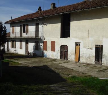 Rustico/Casale in vendita a Cocconato (Asti)