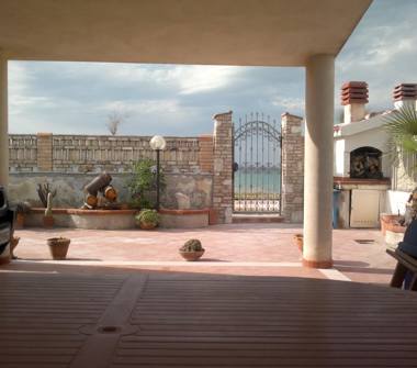 Affitto Villetta a schiera Vacanze a Ischitella, Frazione Foce Varano, Via Gallipoli, 71010 Foce Varano FG, Italia 5