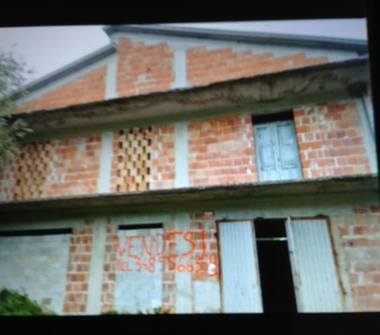 Casa indipendente in vendita a Paterno (Potenza), Via lesorti 174