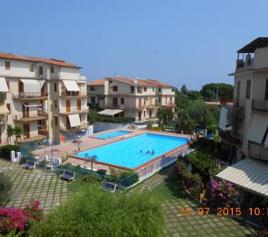 Bilocale in vendita a Falcone (Messina), Via Nazionale 3