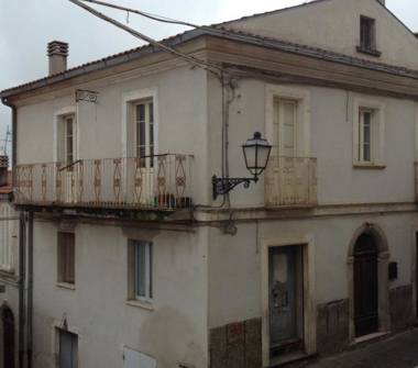 Casa indipendente in vendita a San Valentino in Abruzzo Citeriore (Pescara)