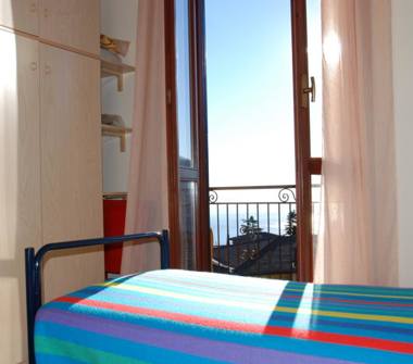 Affitto Appartamento Vacanze a Tignale, Frazione Gardola