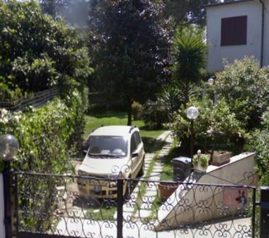 Villetta a schiera in vendita a Ardea, Frazione Tor San Lorenzo