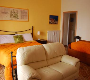 Offerta Vacanze Bed & Breakfast a Napoli, Zona Quartieri Spagnoli, Vico Lungo del Gelso 46