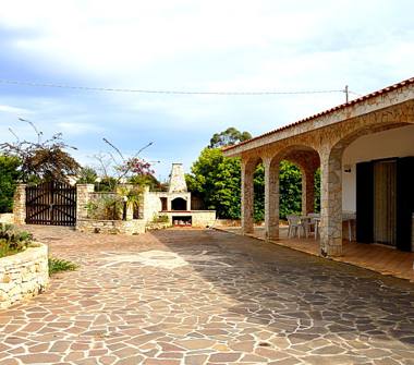 Affitto Casa Vacanze a Salve, Frazione Torre Pali, Via Marino 3