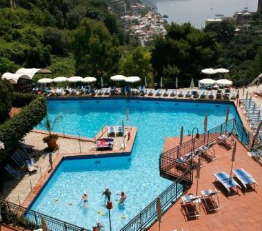Offerta Vacanze Albergo/Hotel a Positano (Salerno), Viale Pasitea 344