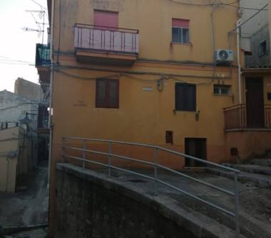 Casa indipendente in vendita a Caccamo (Palermo)