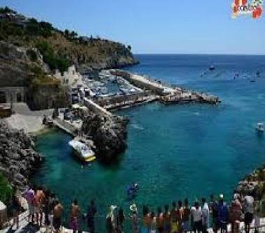 Affitto Appartamento Vacanze a Castro (Lecce), VIA SANT'ANTONIO 56