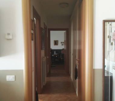 Palazzo/Stabile in vendita a Lucca, Zona Arancio