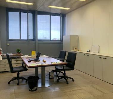Ufficio in affitto a Novara, Zona Sant'Andrea, VIA LEONARDO DA VINCI 18