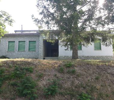 Villa in vendita a Genga (Ancona), Frazione Castiglioni 16