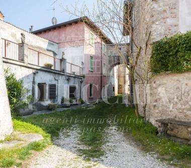 Rustico/Casale in vendita a Monzambano, Frazione Tonoli