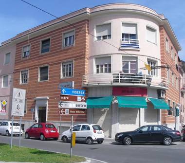 Affitto Appartamento Vacanze a Rimini, Frazione Centro città, Via Ferdinando Graziani 1