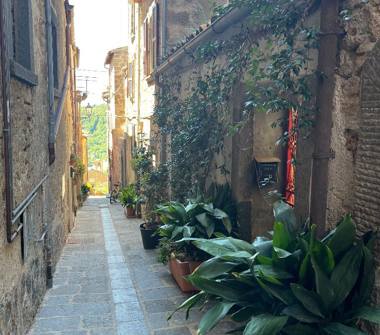 Affitto Casa Vacanze a Bagnoregio, Frazione Civita, Via Granaroli 4