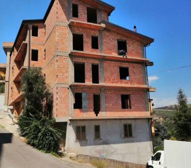 Palazzo/Stabile in vendita a Petilia Policastro (Crotone), Località Sant'Anna 0