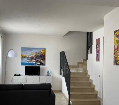 Affitto Villa Vacanze a Ispica (Ragusa), Via dei Fiordalisi 536