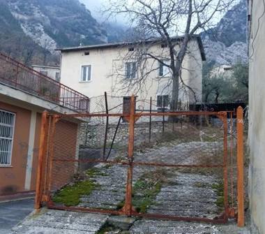 Rustico/Casale in vendita a Taranta Peligna (Chieti)