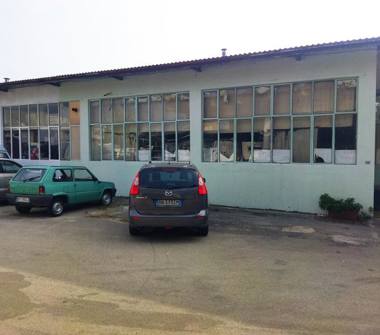 Laboratorio in affitto a Montecchio Precalcino, Frazione Preara, via summano 34