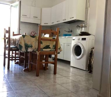 Bilocale in vendita a Livorno, Zona Garibaldi