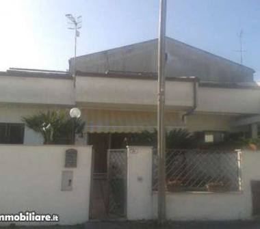 Villetta a schiera in vendita a Fondi, Frazione Sant'Antonio