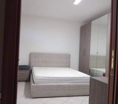 Trilocale in affitto a Roma, Zona Romanina, Via Giacomo Peroni 2