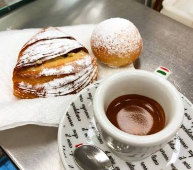 Bar in vendita a Bologna, Zona Centro Storico