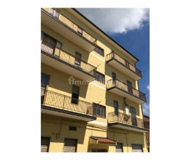 Quadrilocale in vendita a San Gregorio d'Ippona (Vibo Valentia), Via Nazionale 19