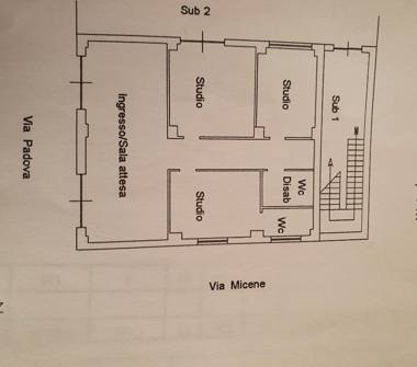 Quadrilocale in vendita a Villa San Giovanni (Reggio Calabria), Via Padova 2