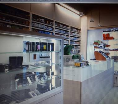 Tabaccheria in vendita a Padova, Zona Ospedali, Via Egidio Forcellini 77