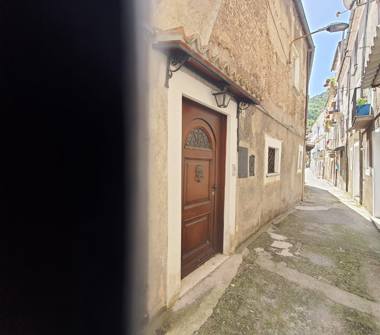 Casa indipendente in vendita a Morano Calabro (Cosenza), Via Timpone dei Casali 4
