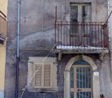 Casa indipendente in vendita a Floresta (Messina), Via Caffuti 25