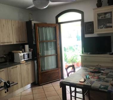 Trilocale in vendita a Poggibonsi, Frazione Lecchi, Via Frilli Treves 19