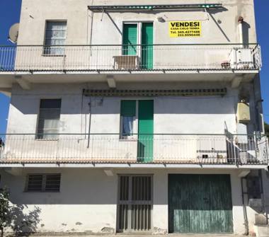 Casa indipendente in vendita a Monteprandone, Frazione Centobuchi, Strada Statale 4 345