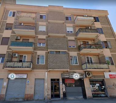 Appartamento in vendita a Cagliari, Frazione Centro città, VIA LIGURIA 28