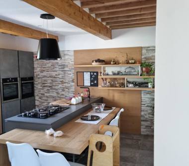 Appartamento in vendita a Livorno, Zona Ospedale, Viale Giosuè Carducci 86