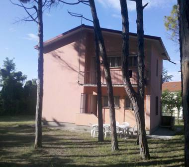 Villa in vendita a Jesolo, Frazione Pineta