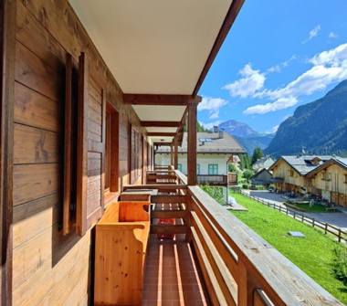 Trilocale in affitto a Mazzin, Frazione Campestrin, Strada Antermoa 167