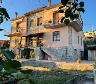 Villetta a schiera in vendita a Passignano sul Trasimeno (Perugia)