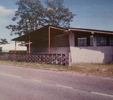 Capannone in vendita a Maniago (Pordenone), Via Vittorio Emanuele 17