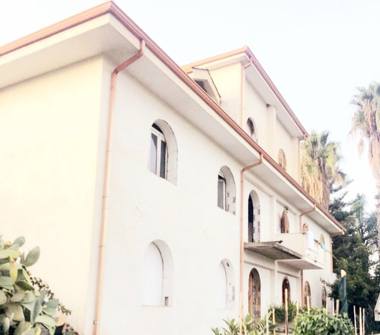 Villa in vendita a Vibo Valentia, Frazione Vibo Marina