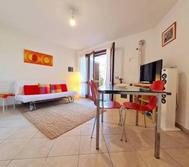 Bilocale in vendita a Castelsardo, Frazione Lu Bagnu, Via tirreno 17