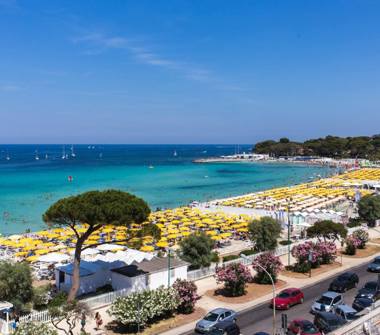 Affitto Stanza Doppia a Palermo, Zona Mondello, Viale Regina Elena 59a