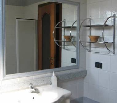 Trilocale in vendita a Torino, Zona Lucento