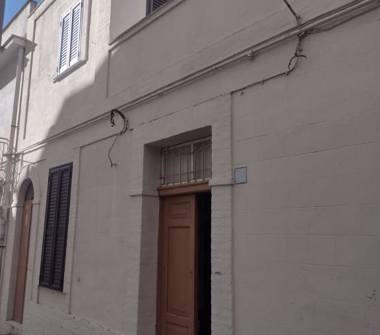 Appartamento in vendita a Pisticci (Matera), via Bixio 4