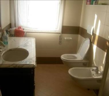 Quadrilocale in affitto a Legnaro (Padova), Via Gioacchino Rossini 15