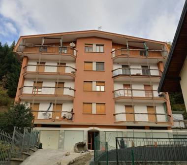 Bilocale in vendita a Paesana (Cuneo), Via Crissolo 44