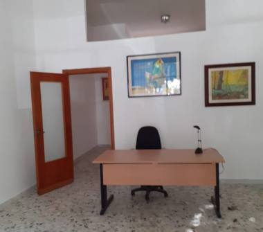 Negozio in vendita a Foggia (Foggia), Viale Michelangelo 198